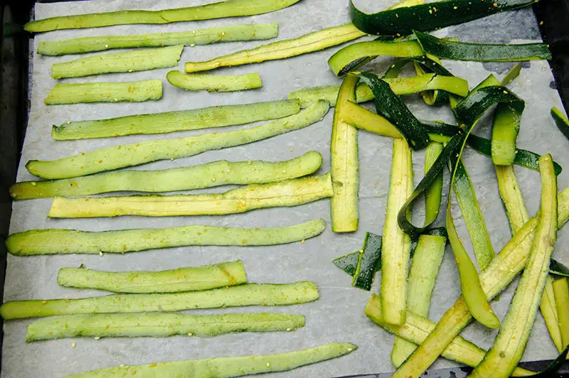 Zucchini peels prepare