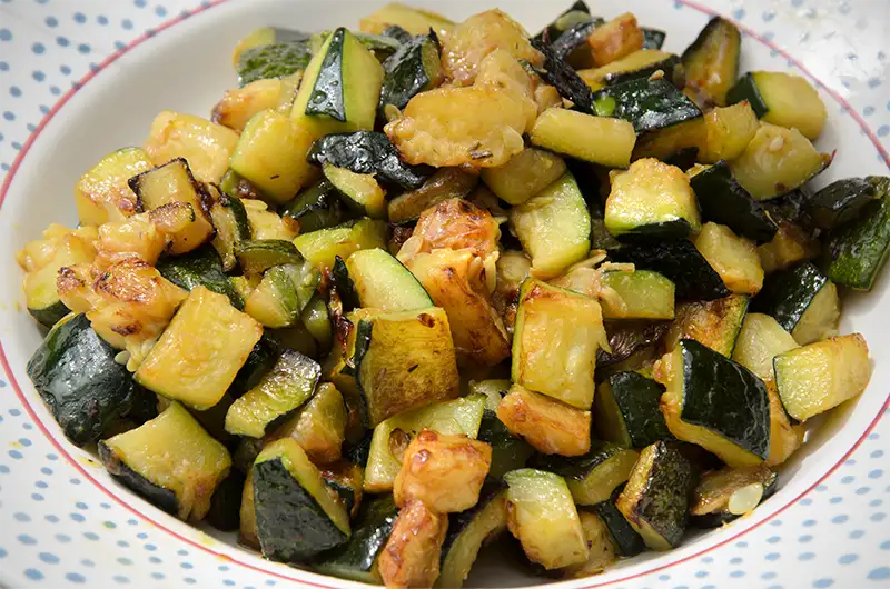 Courgettes poêlées caramélisées