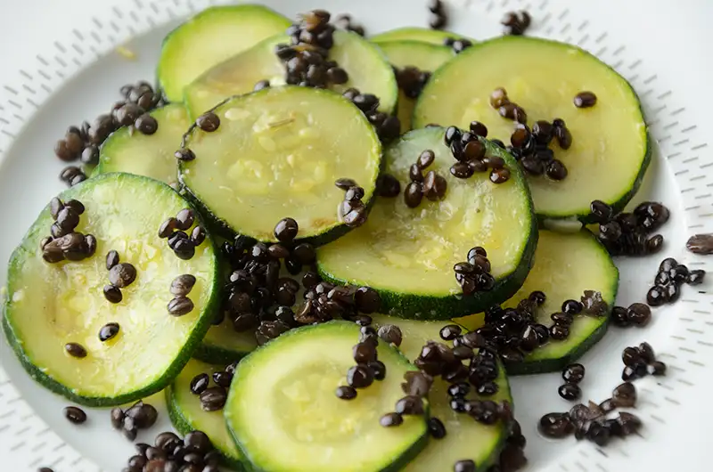 Poêlée de courgette originale aux lentilles beluga